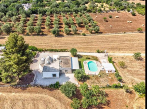 Splendido Trullo con piscina privata nellItria
